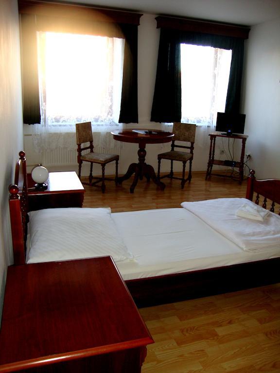 Penzion Aviatik Čáslav Oda fotoğraf
